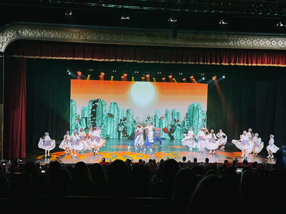 Клиника доктора Будовского поддержала отчетный концерт Todes в Zabeel Theatre в качестве генерального спонсора изображение публикации
