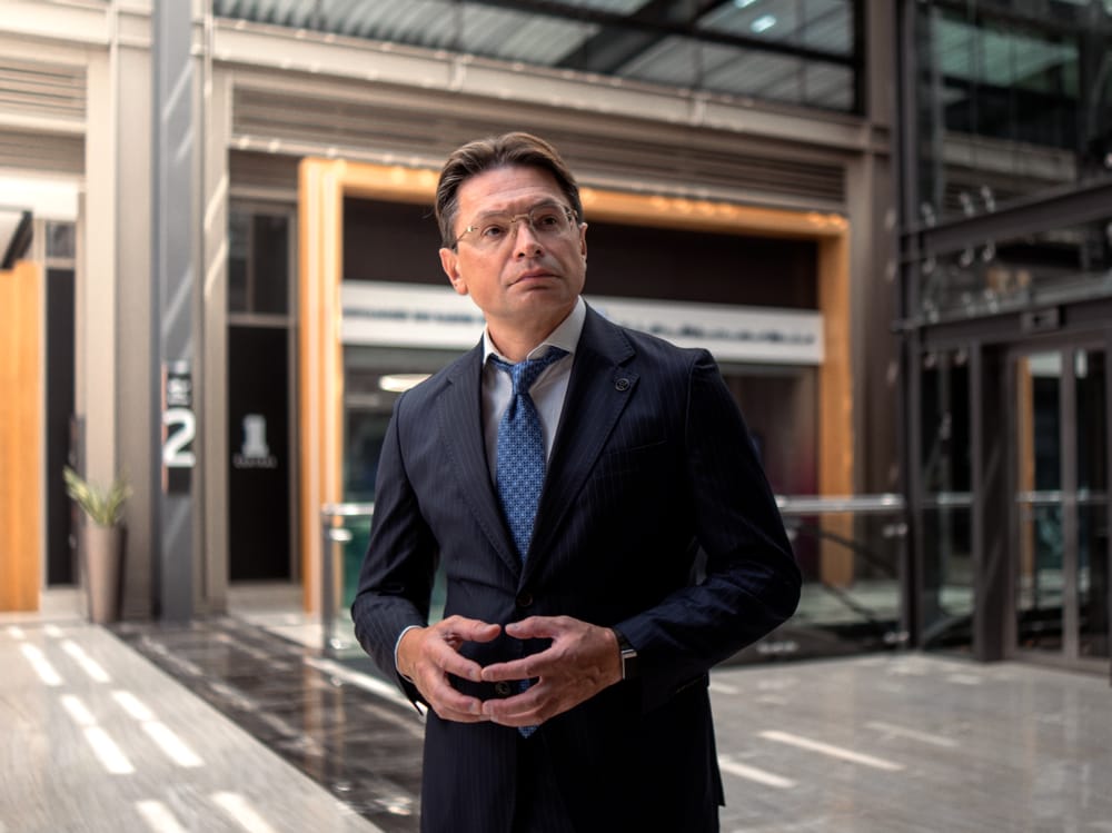 Как Александр Будовский исцелил пациента с помощью виниров изображение публикации